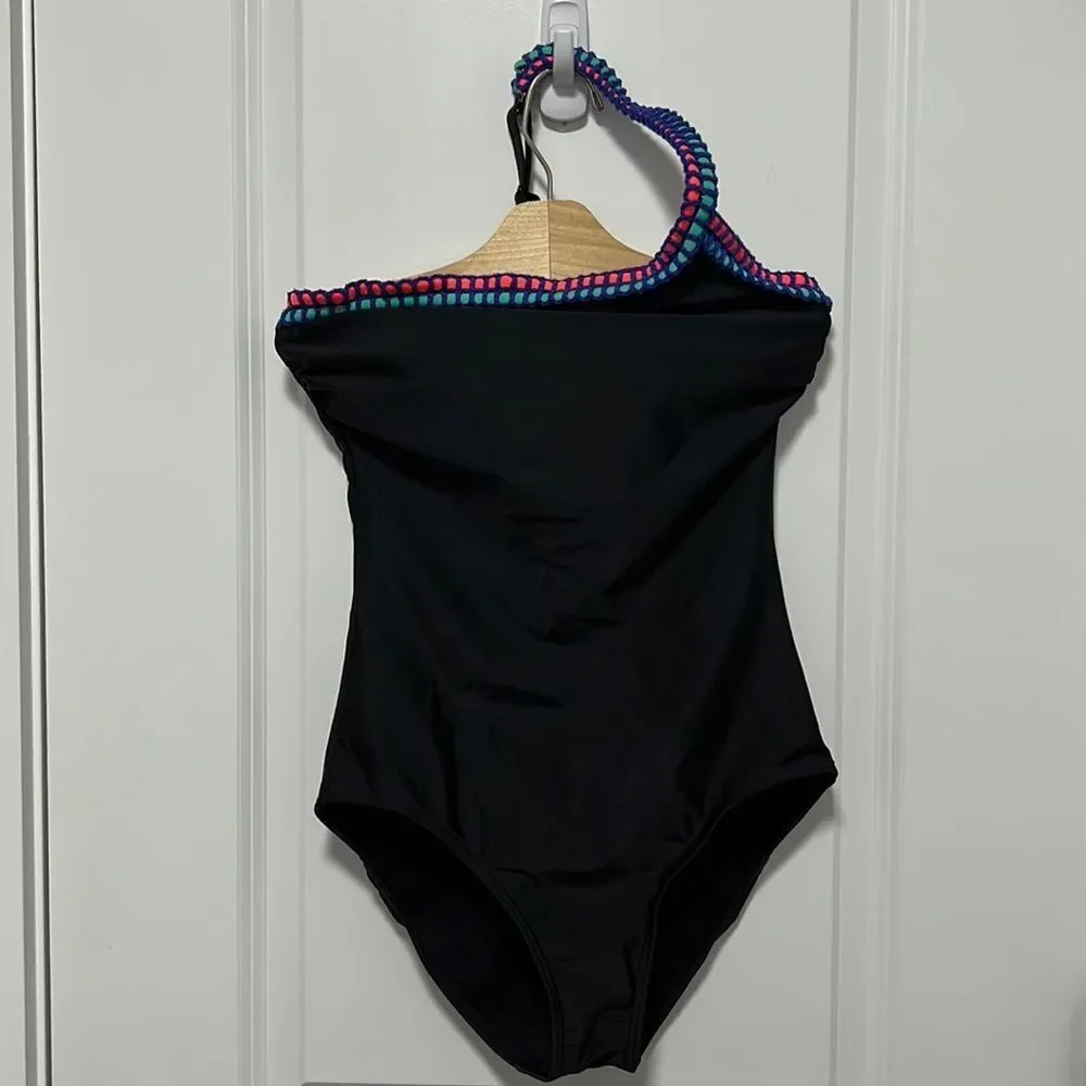 Seekers Australia Women’s Black One-Shoulder Crochet One-Piece Swimsuit size 6